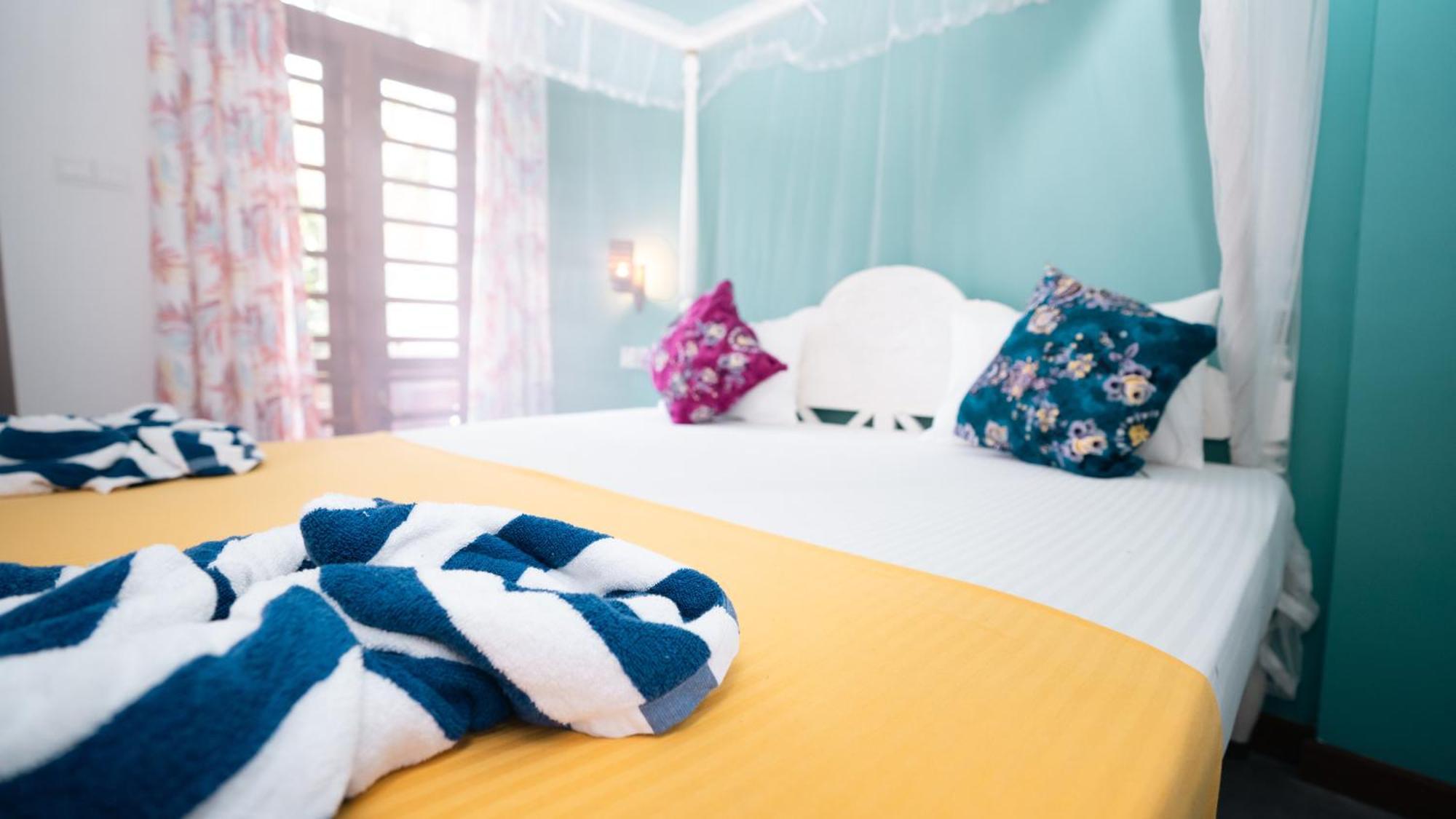 Daffodil Restaurant & Holiday Resort Unawatuna Bagian luar foto