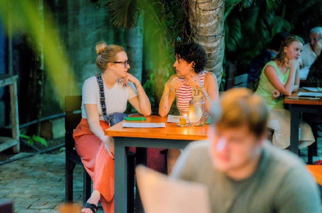 Daffodil Restaurant & Holiday Resort Unawatuna Bagian luar foto